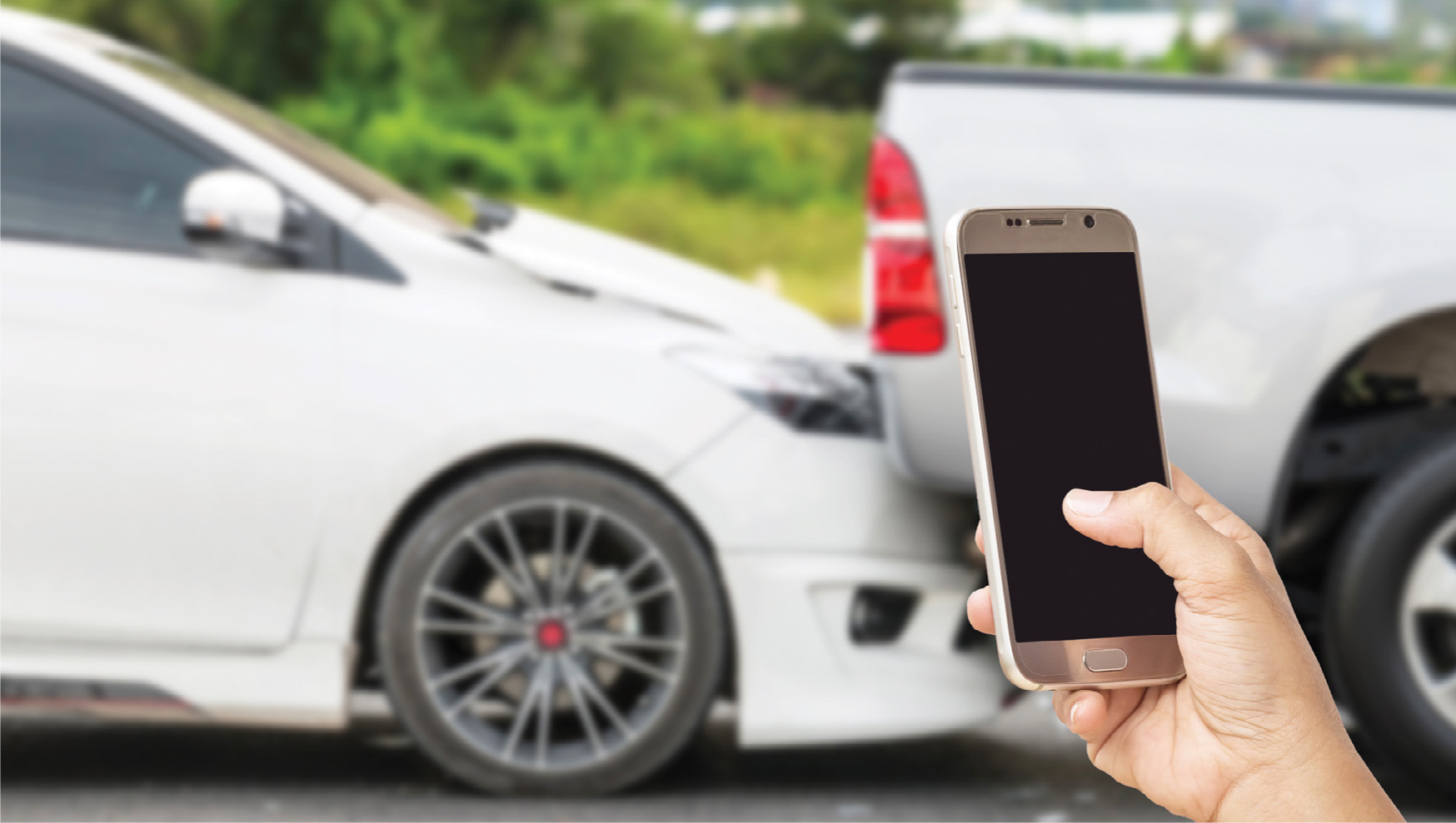travel safe car accident picture